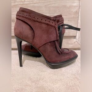 🌟Burberry Suede Fringed Bootie sz 38